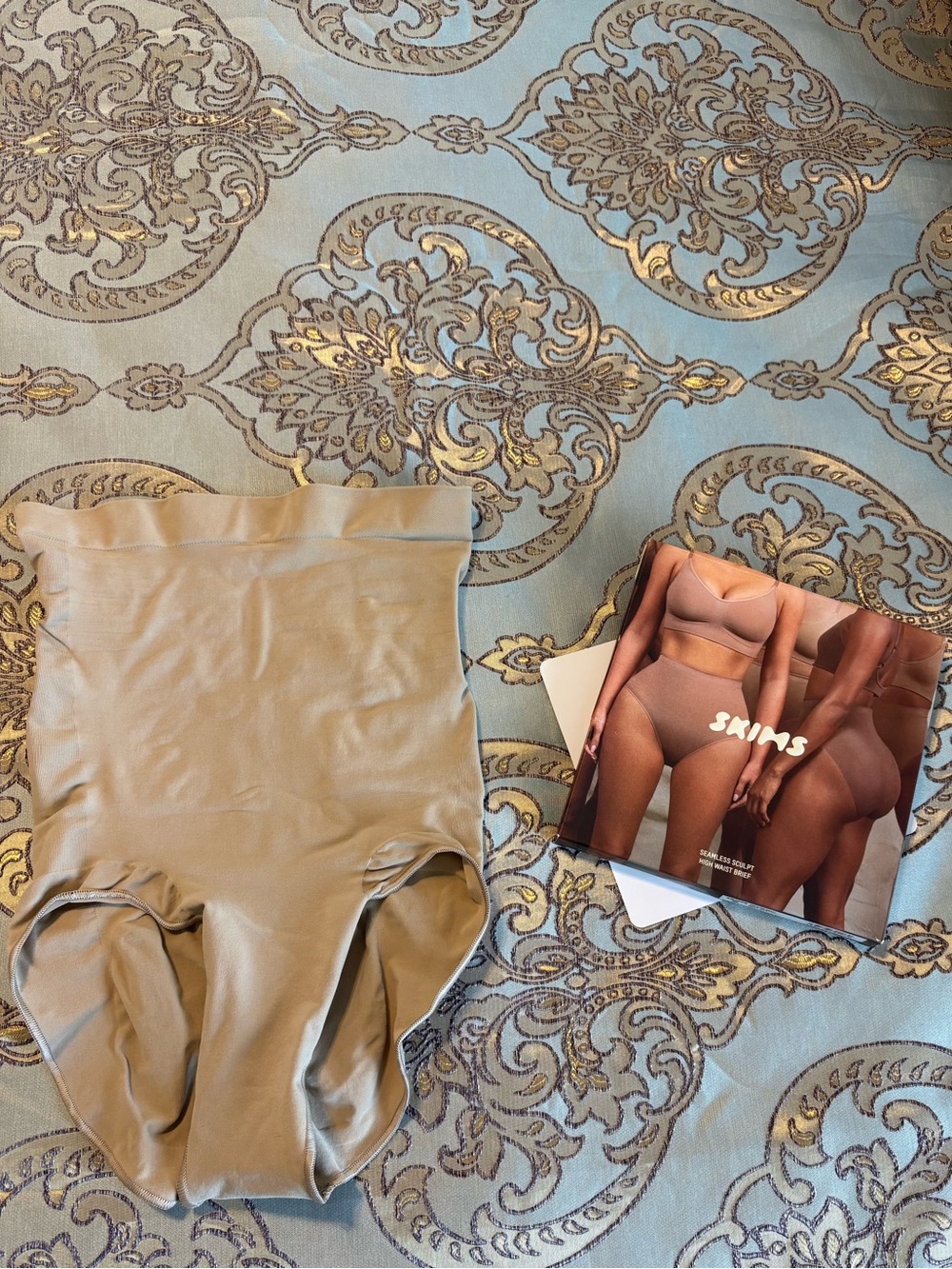 NEW SKIMS Seamless Sculpt High-Waist Brief— Clay Medium